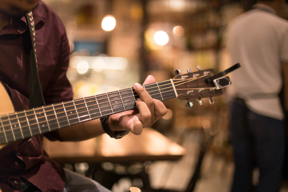 Guitarist playing live music in Myrtle Beach